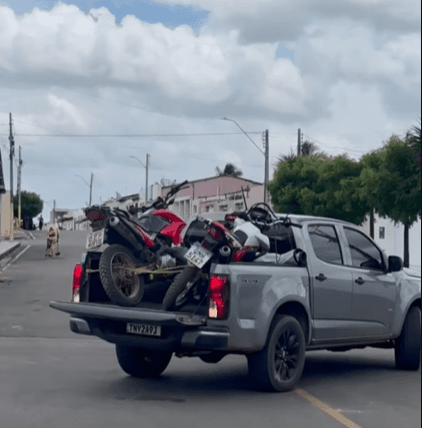 Dois homens foram presos por furto qualificado e porte ilegal de arma em Riachão do Dantas