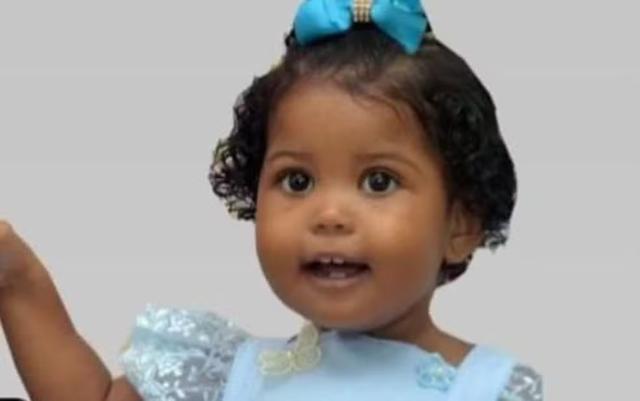 Bebê morta durante perseguição é sepultada sob forte comoção no povoado Rio das Pedras