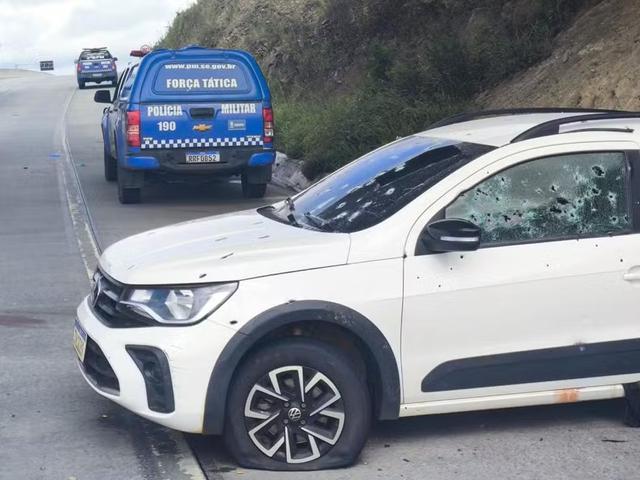 Três suspeitos morrem e policial é baleado em operação na BR-101, em Propriá
