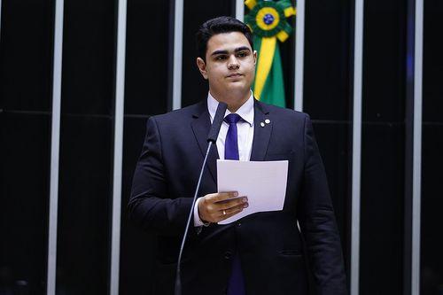 "Tudo pode acontecer": Ícaro de Valmir insinua movimentações, cutuca aliados e joga com as possibilidades em Sergipe
