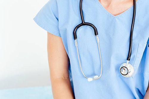 Médica vítima de tentativa de estupro em UPA de Lagarto presta depoimento ao Sindimed