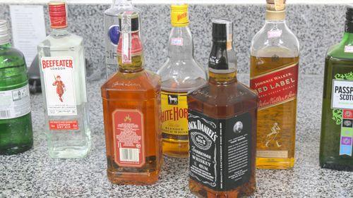 Polícia Científica descarta presença de metanol em whisky apreendido em festa de Poço Redondo