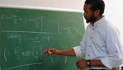 Governo de Sergipe lança concurso público para professores da rede estadual